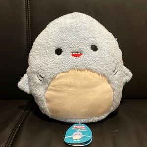 Squishmallow 12” Davie the shark